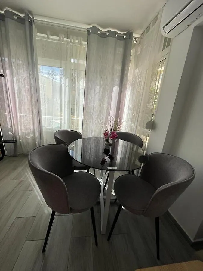 Blue Ocean Apartment Torremolinos 0*,